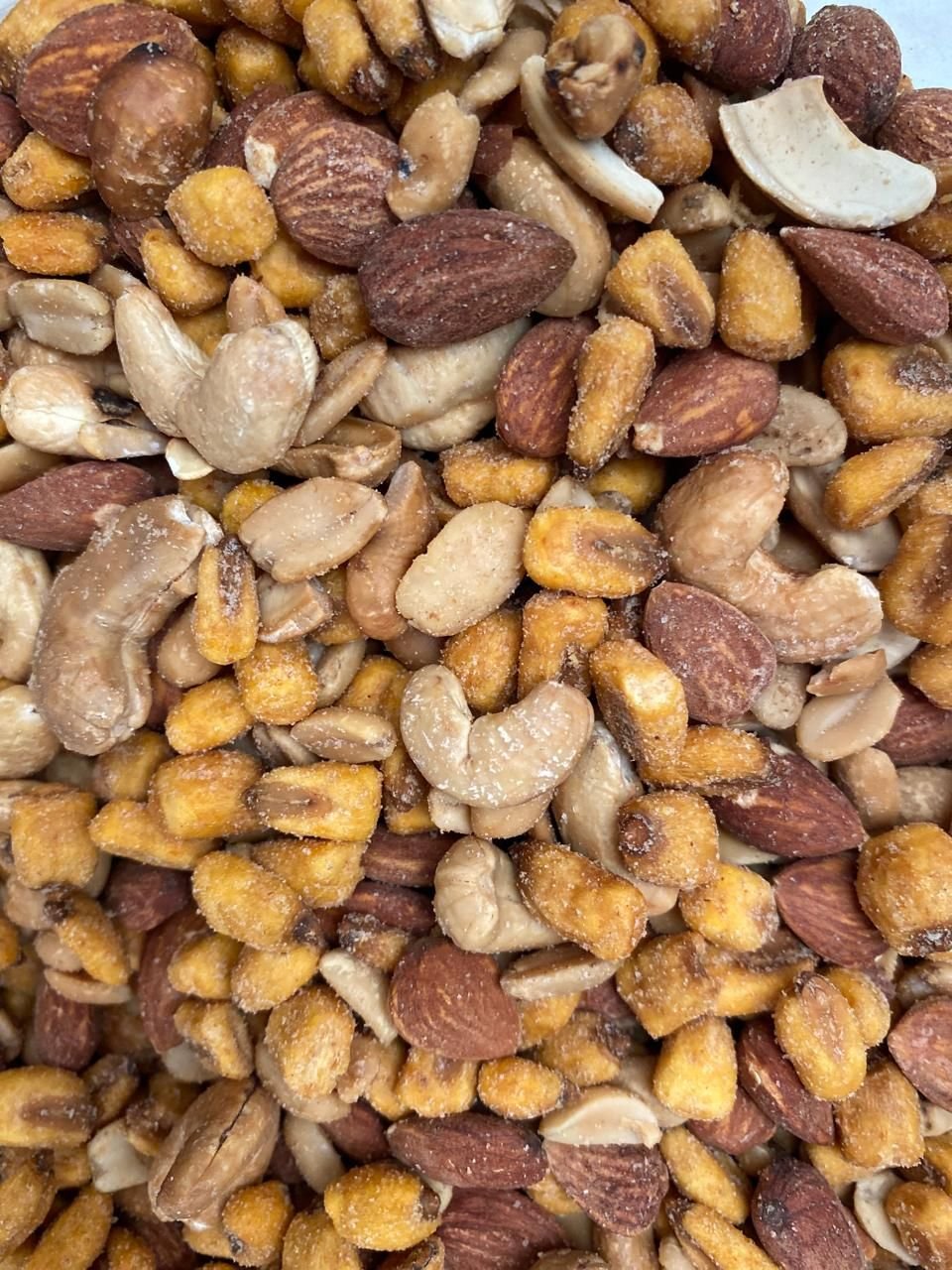 Mix salado (maíz frito – girasol – cajú salado – maní) - 500 gr