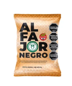 Alfajor de chocolate relleno de dulce de almendra - Felices Las Vacas